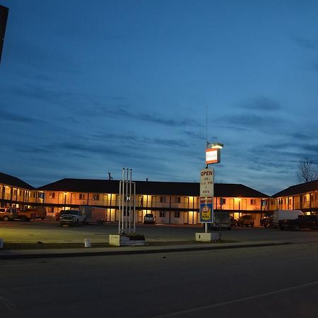 Blue Bell Inn Fort Nelson Εξωτερικό φωτογραφία