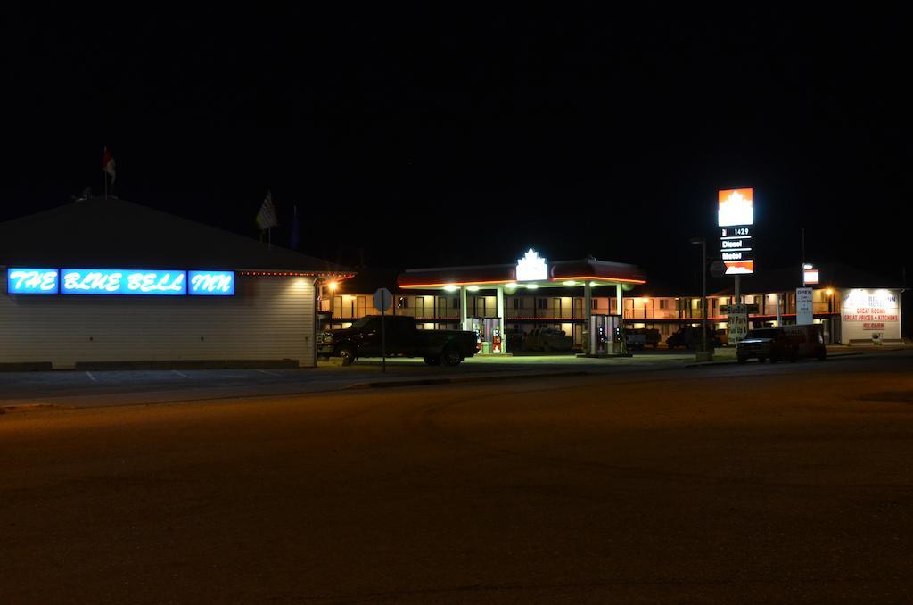 Blue Bell Inn Fort Nelson Εξωτερικό φωτογραφία