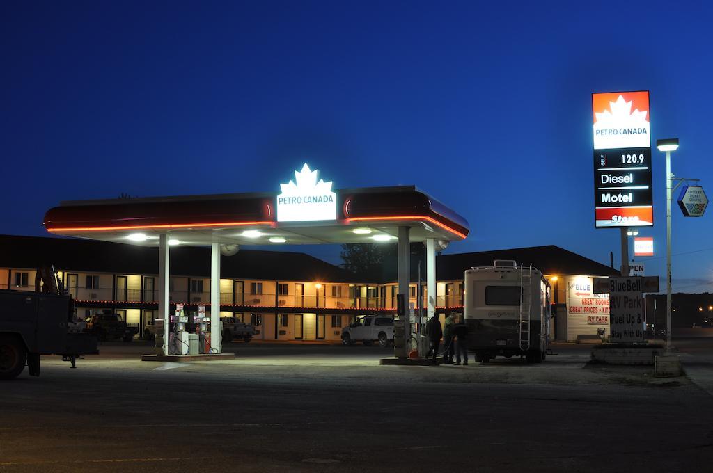 Blue Bell Inn Fort Nelson Εξωτερικό φωτογραφία